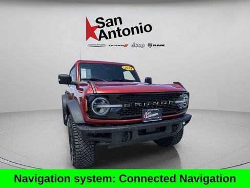 Used 2024 Ford Bronco Wildtrak AWD/4WD image 3