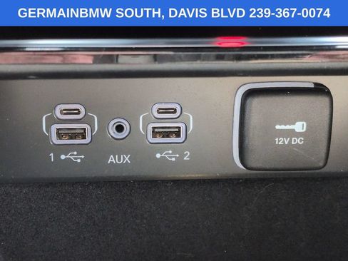 Used 2023 Jeep Grand Cherokee Limited w/ Black Appearance Package AWD/4WD image 24