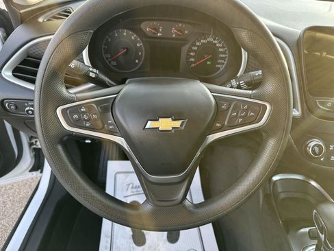 Used 2023 Chevrolet Malibu LT image 25