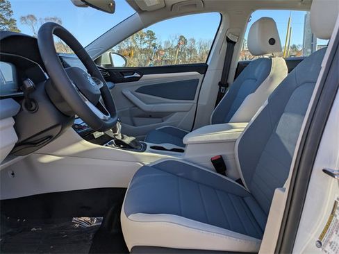 New 2026 Volkswagen Jetta SE image 21