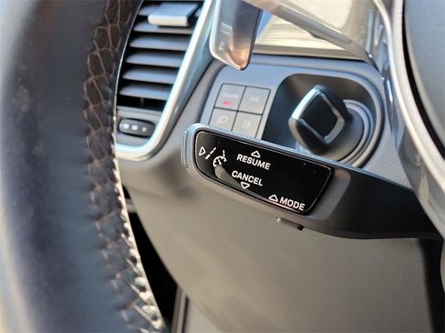 Certified 2023 Porsche Cayenne S Platinum image 39