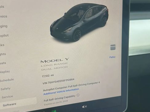 Used 2025 Tesla Model Y Long Range AWD/4WD image 2