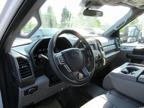 Used 2020 Ford F350 XL w/ STX Appearance Package image 3