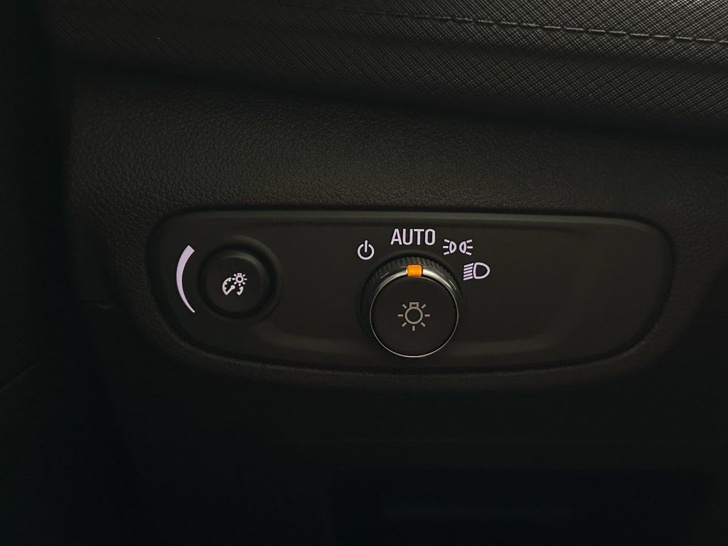 New 2026 Chevrolet TrailBlazer LT FWD image 23