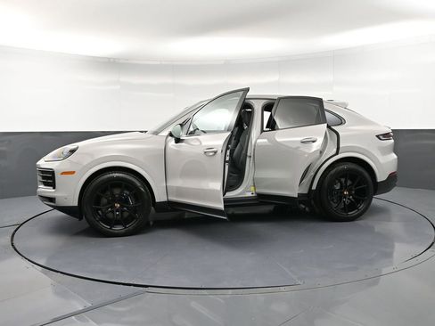 New 2026 Porsche Cayenne Coupe AWD/4WD image 37