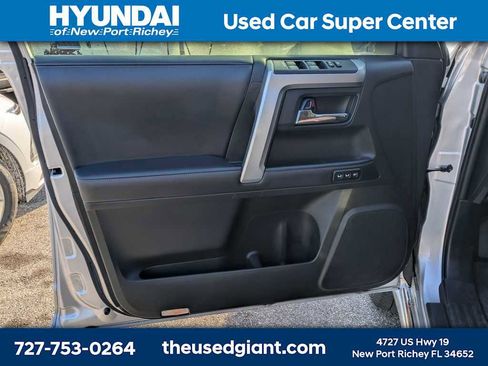 Used 2018 Toyota 4Runner Limited image 11