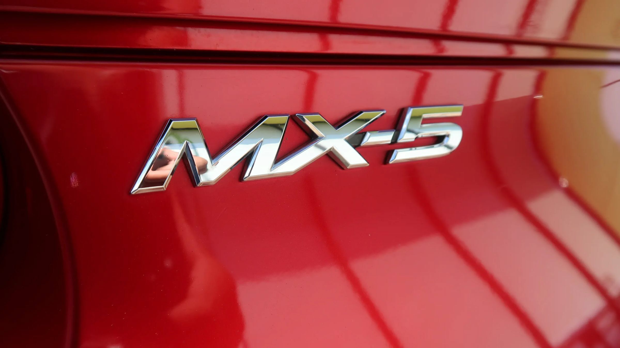 Used 2019 MAZDA MX-5 Miata RF Grand Touring RWD image 45