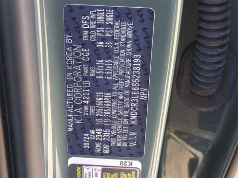 Certified 2025 Kia Niro EX image 32