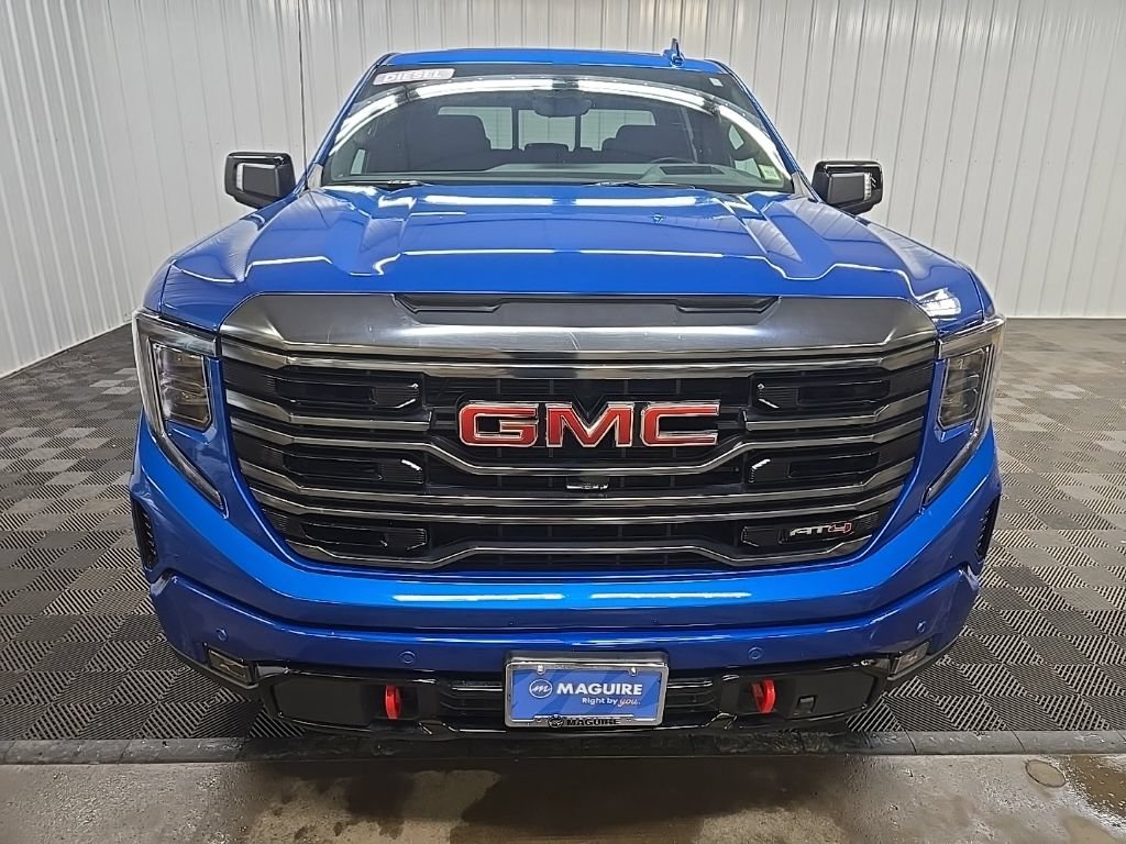 Used 2023 GMC Sierra 1500 AT4 w/ Technology Package AWD/4WD image 8