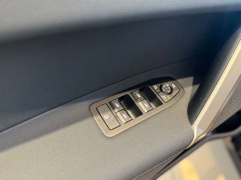 New 2026 BMW iX xDrive45 image 14