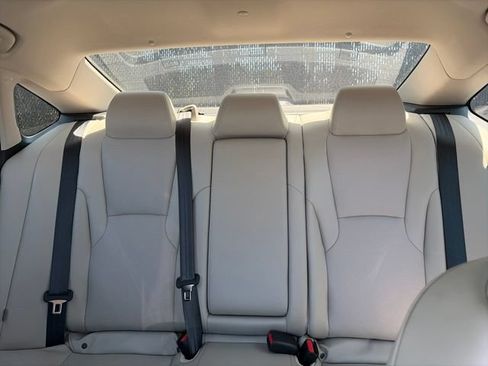 Used 2025 Honda Accord Touring image 11