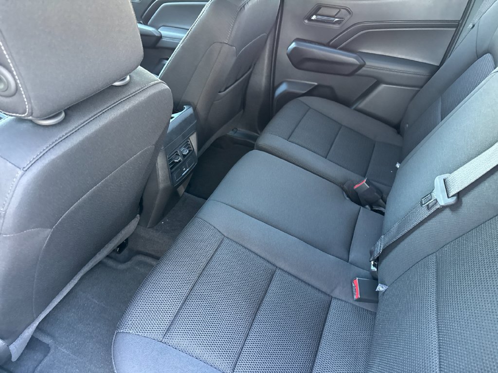 New 2026 Chevrolet Colorado LT RWD image 11