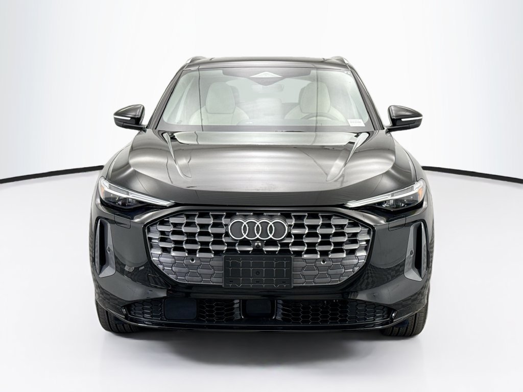Used 2025 Audi Q5 Premium Plus AWD/4WD image 3