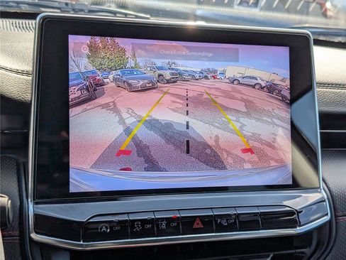 Used 2022 Jeep Compass Trailhawk image 29