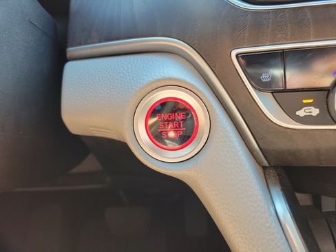 Used 2019 Honda Accord EX image 24