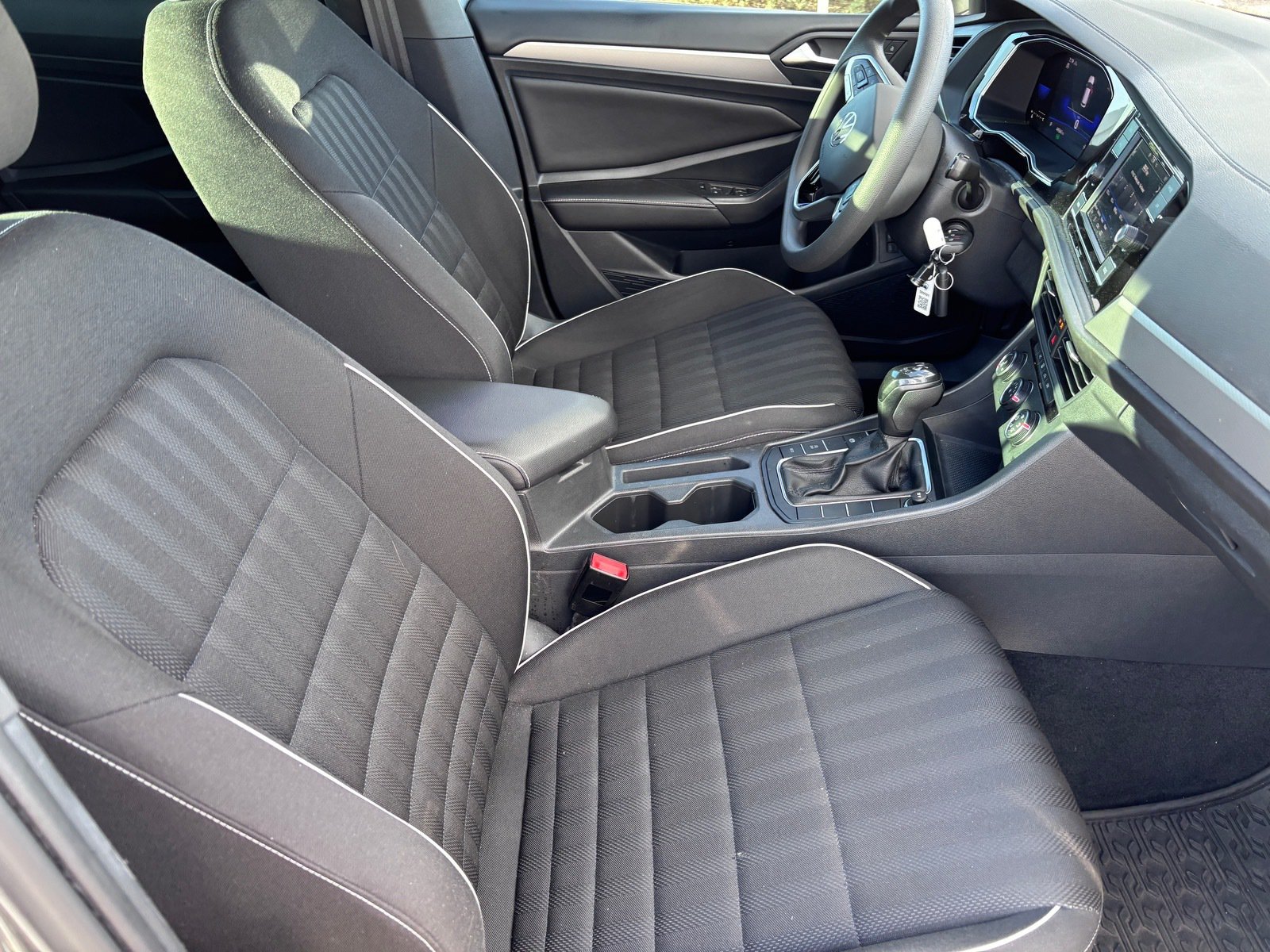 Used 2023 Volkswagen Jetta Sport FWD image 11