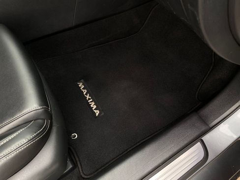 Used 2023 Nissan Maxima SL image 21