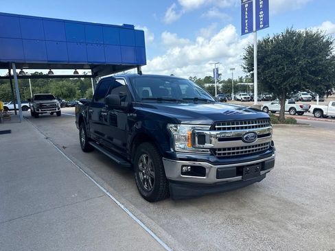 Used 2020 Ford F150 XLT w/ Equipment Group 302A Luxury RWD image 2