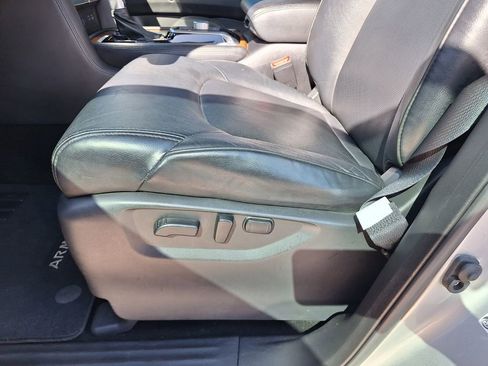 Used 2023 Nissan Armada SL w/ Captain's Chairs Package RWD image 34