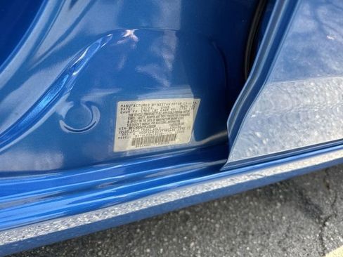 Used 2023 Nissan Versa S w/ Trunk Package image 33