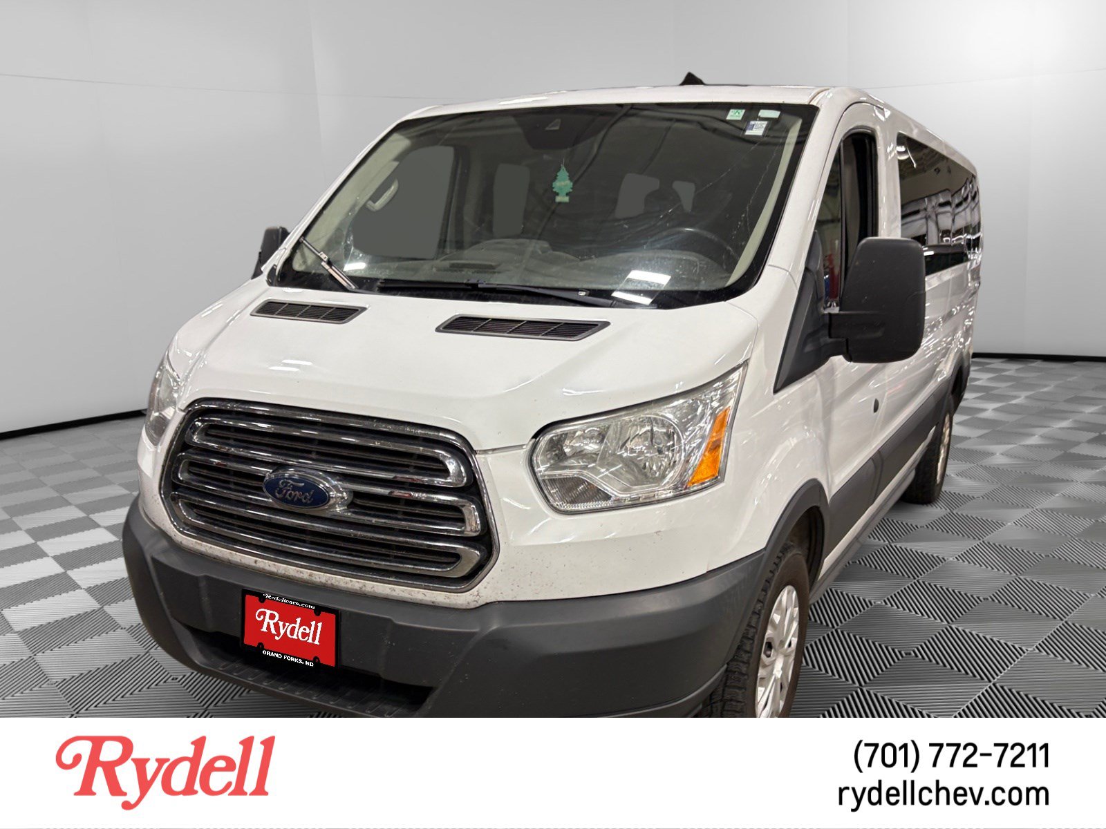 Used 2016 Ford Transit 350 XLT RWD image 1