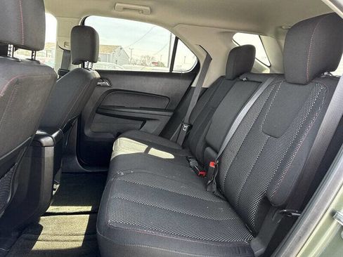 Used 2015 Chevrolet Equinox LT w/ Driver Convenience Package image 16