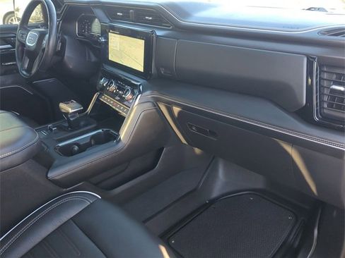 Used 2023 GMC Sierra 1500 AT4X image 28