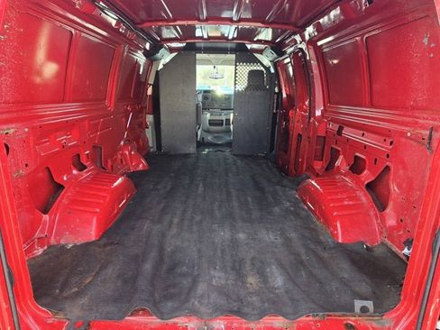 Used 2011 Ford E-250 and Econoline 250 image 12