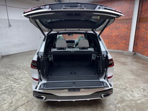New 2026 BMW X7 xDrive40i w/ M Sport Package image 27