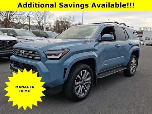 New 2025 Toyota 4Runner Limited AWD/4WD image 3