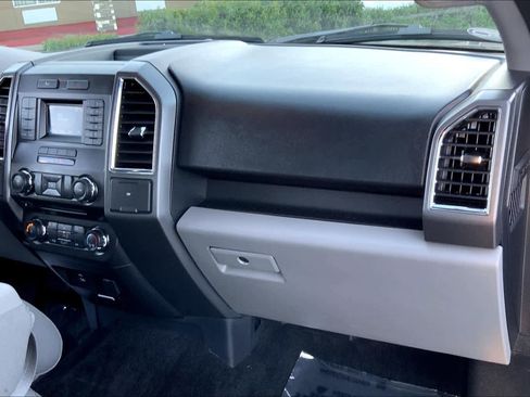 Used 2017 Ford F150 XLT w/ Equipment Group 301A Mid RWD image 17