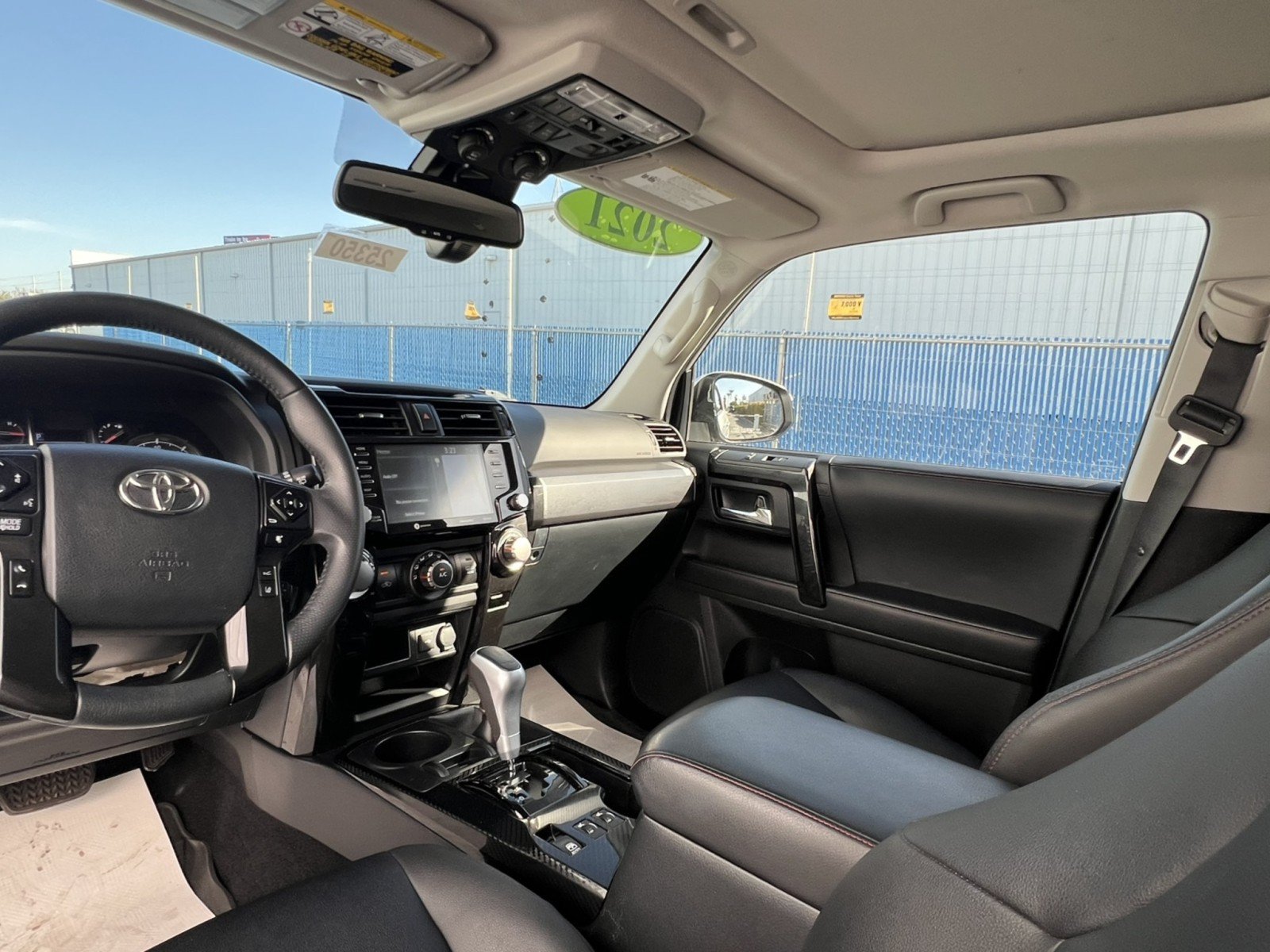 Used 2021 Toyota 4Runner TRD Off-Road Premium w/ Moonroof Package AWD/4WD image 18