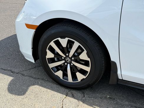 Certified 2026 Honda Odyssey EX-L image 12