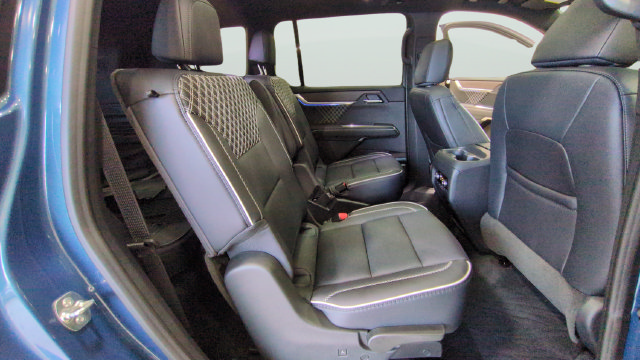 Used 2026 GMC Acadia Denali w/ Super Cruise Package AWD/4WD image 18