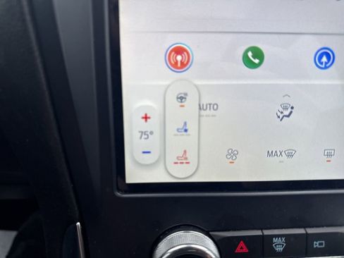 Used 2022 Ford Edge ST w/ Equipment Group 401A image 8