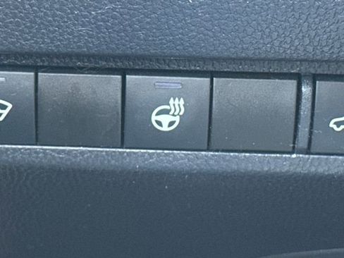 Used 2023 Toyota RAV4 XLE w/ Convenience Package image 33