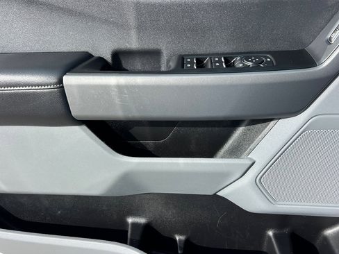 Certified 2024 Ford F350 XLT image 12