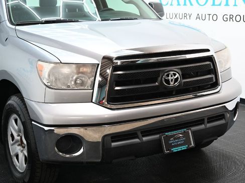 Used 2013 Toyota Tundra 2WD Double Cab w/ Tow Pkg image 8