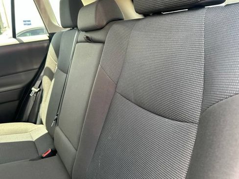 Used 2021 Toyota RAV4 LE AWD/4WD image 35