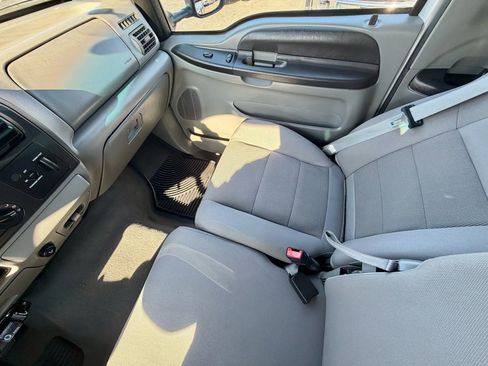 Used 2005 Ford F250 XLT image 15