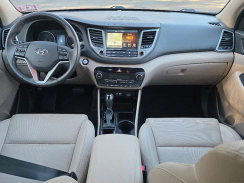 Used 2017 Hyundai Tucson Limited image 2