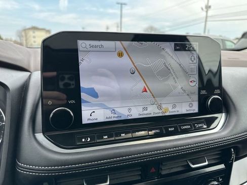 Used 2023 Nissan Rogue SL w/ SL Premium Package image 23