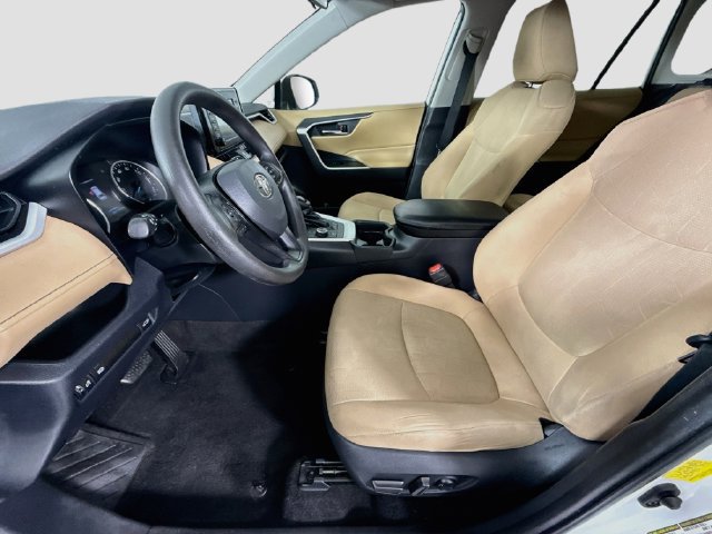 Certified 2019 Toyota RAV4 XLE w/ Convenience Package AWD/4WD image 22