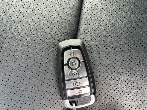Used 2025 Ford F150 Lariat w/ Equipment Group 502A High AWD/4WD image 33