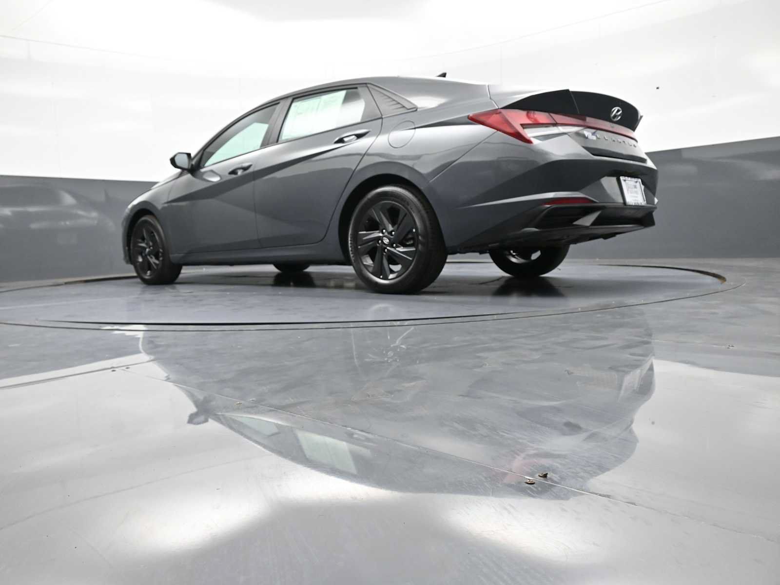 Certified 2023 Hyundai Elantra SEL FWD image 30