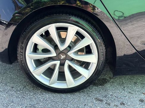 Used 2018 Tesla Model 3 Long Range AWD/4WD image 12