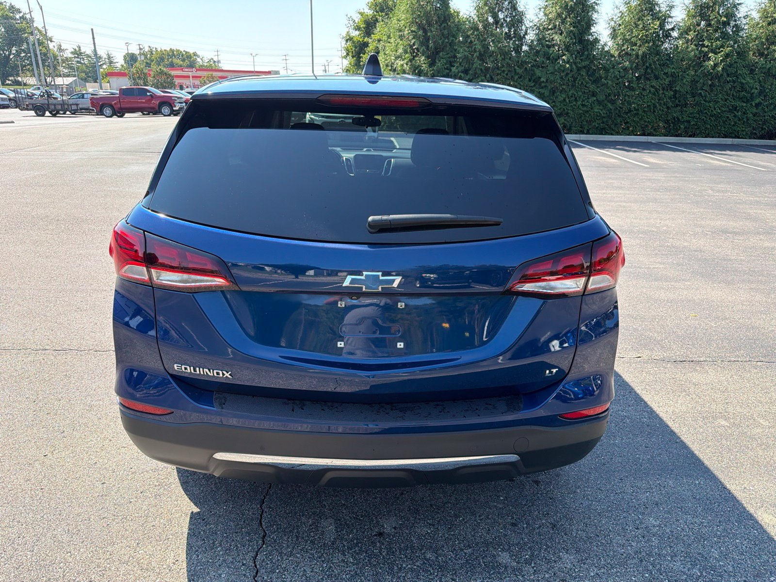 Used 2023 Chevrolet Equinox LT FWD image 4