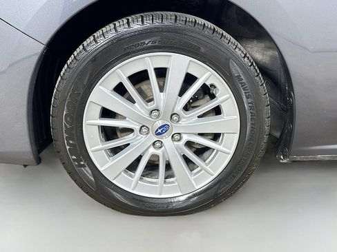 Used 2018 Subaru Impreza 2.0i Premium AWD/4WD image 35