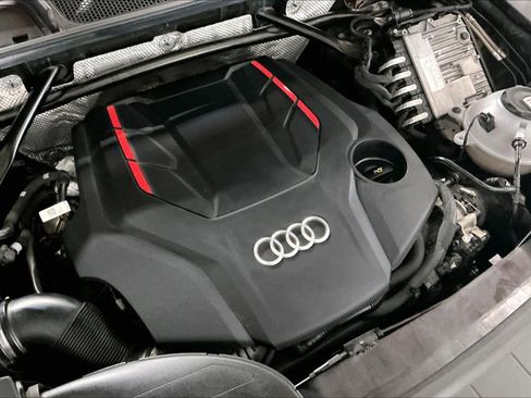 Used 2023 Audi SQ5 Premium Plus w/ Premium Plus Package image 34