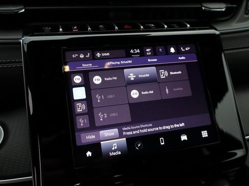 New 2025 Jeep Grand Cherokee Altitude image 17